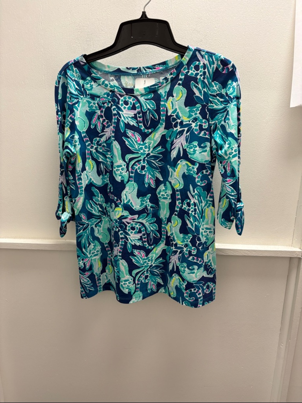 Lilly Pulitzer Blue Teal Tropical Print 3/4 Sleeve Top